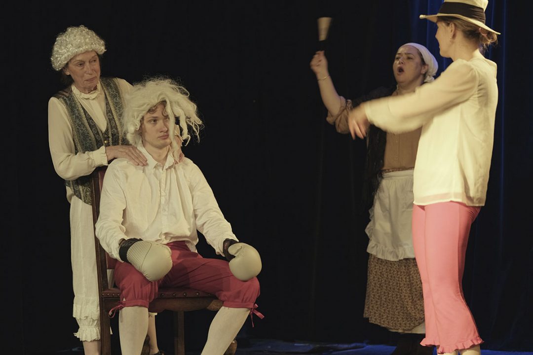 Représentation de 1789 par la troupe de La Camillienne